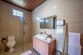 The Lotus Villa Uluwatu