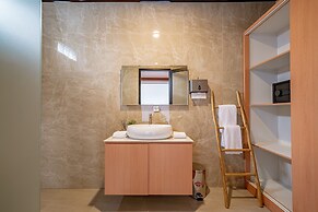 The Lotus Villa Uluwatu