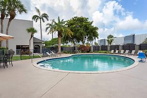 Hawthorn Extended Stay By Wyndham Ft Lauderdale Cypress Crk