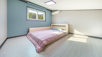 Hongcheon Pension 150