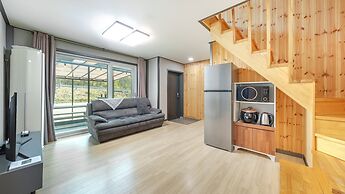 Hongcheon Pension 150