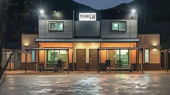 Hongcheon Pension 150