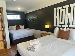 Elk Antler Inn