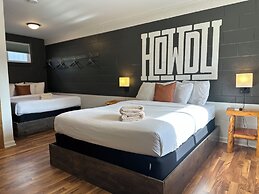 Elk Antler Inn