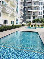 Spacious Comfort & Charm