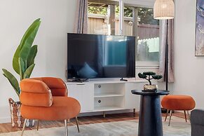 Cozy 2-Bedroom Retreat in Pacifica