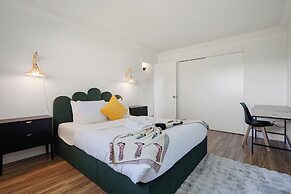 Cozy 2-Bedroom Retreat in Pacifica