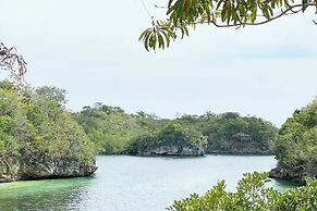 La Puerta Al Paraizo Guimaras