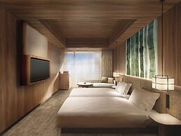 The Royal Park Hotel Iconic Naha