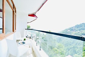 Pax Hotel Spring Solance