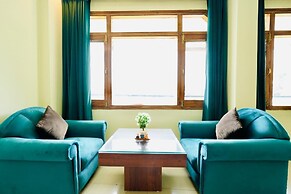 Pax Hotel Spring Solance