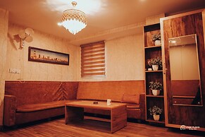 Pink Floyd Boutique Hotel