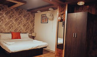 Pink Floyd Boutique Hotel