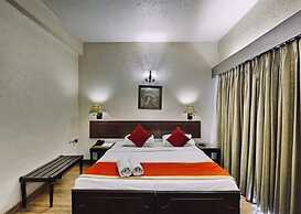Hamilton Hotel
