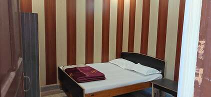 Hotel Gauri Shankar & Restaurant