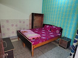 Hotel Gauri Shankar & Restaurant