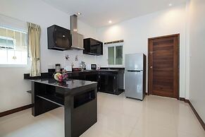 Holiday 2BR Jacuzzi Pool Villa Lancelot3