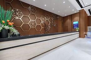 Yitel Collection Shanghai Jing'An City Center