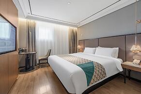 Yitel Collection Shanghai Jing'An City Center