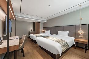 Yitel Collection Shanghai Jing'An City Center