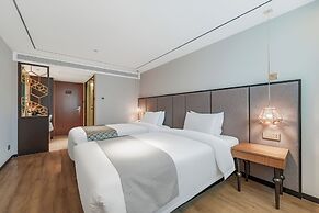 Yitel Collection Shanghai Jing'An City Center