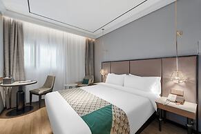 Yitel Collection Shanghai Jing'An City Center