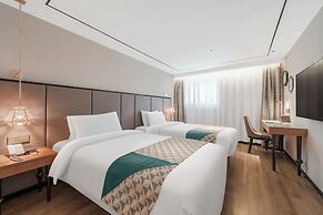 Yitel Collection Shanghai Jing'An City Center