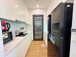 Vinhome Sky Lake-Sunhometel