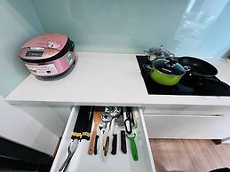 Vinhome Sky Lake-Sunhometel