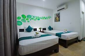 Chak Tomouk Mongkul Hotel