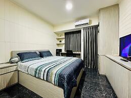 Maple Park Apartment near JI Expo