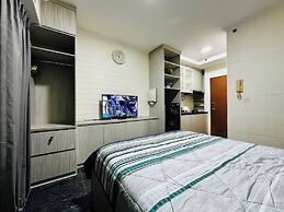 Maple Park Apartment near JI Expo