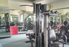 Maple Park Apartment near JI Expo