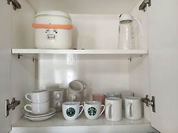 Genius Jakarta - Gading Greenhill Apt