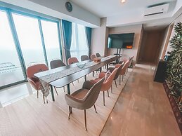 Staycation Jakarta Holland Village