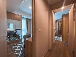 Staycation Jakarta Holland Village