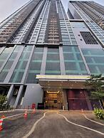 Staycation Jakarta Holland Village