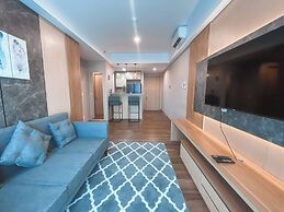 Staycation Jakarta Holland Village