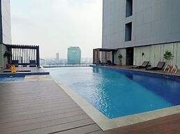 Staycation Jakarta Holland Village