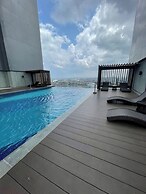 Staycation Jakarta Holland Village