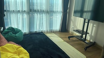 Staycation Jakarta Holland Village