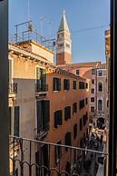 Palazzo Rota Luxury Apartments