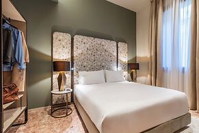 Palazzo Rota Luxury Apartments