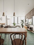 UC Apartment-Studio w Green City View