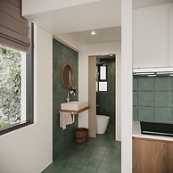 UC Apartment-Studio w Green City View