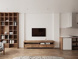 UC Apartment-Studio w Green City View