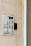 Celine Volos by halu