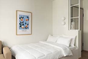 Celine Volos by halu