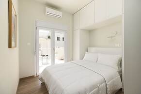 Celine Volos by halu