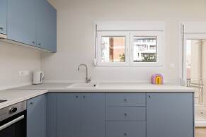 Celine Volos by halu